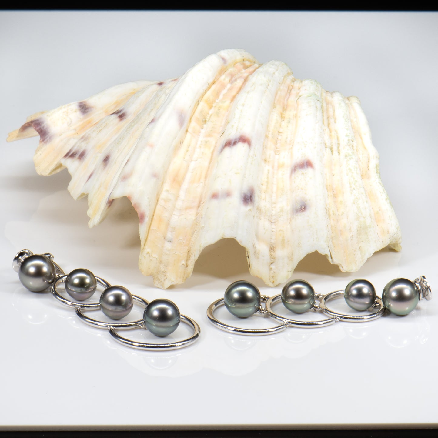 Tantalizing Tahitian Pearls