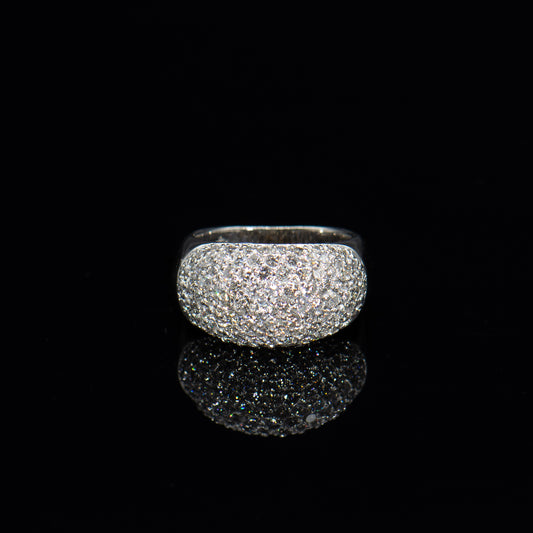 Dynamic Diamonds