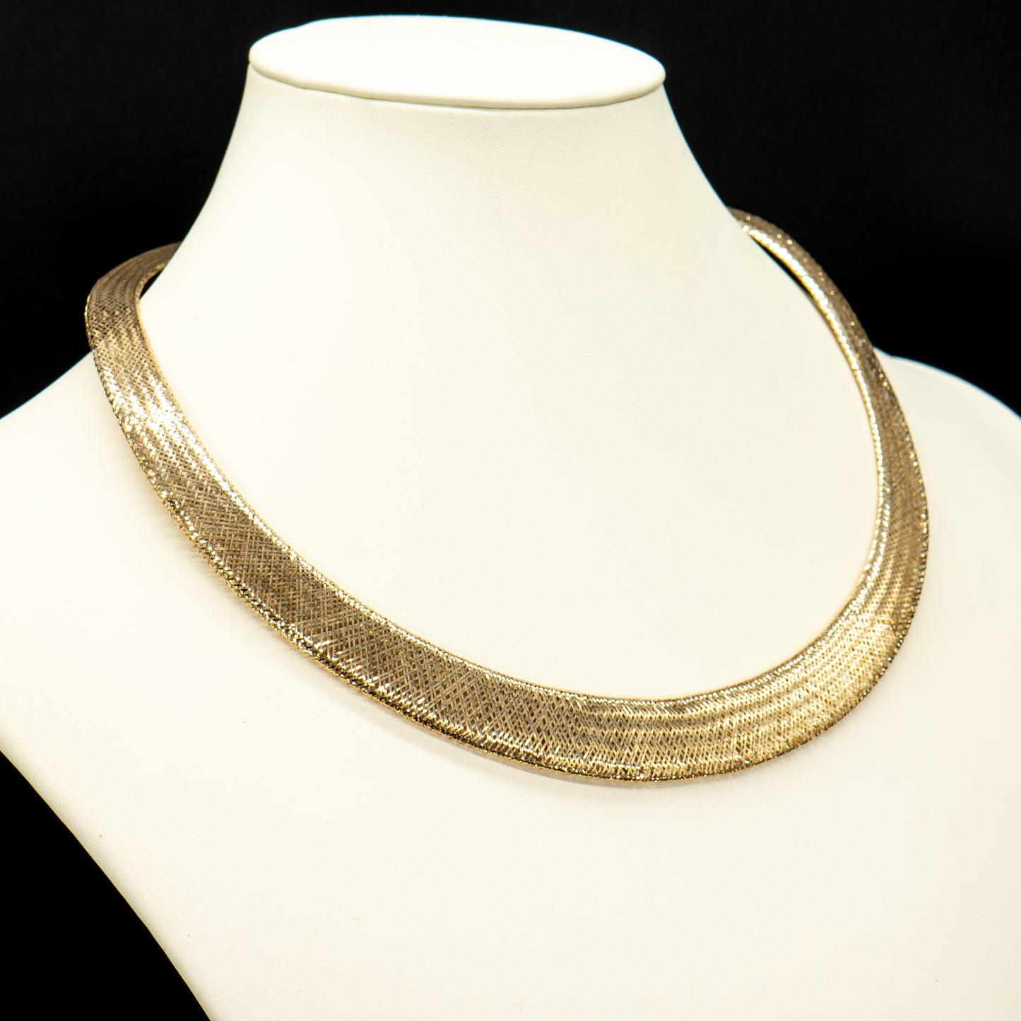 Gold Weaver