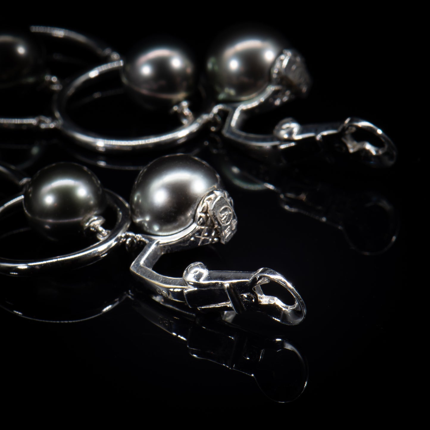 Tantalizing Tahitian Pearls